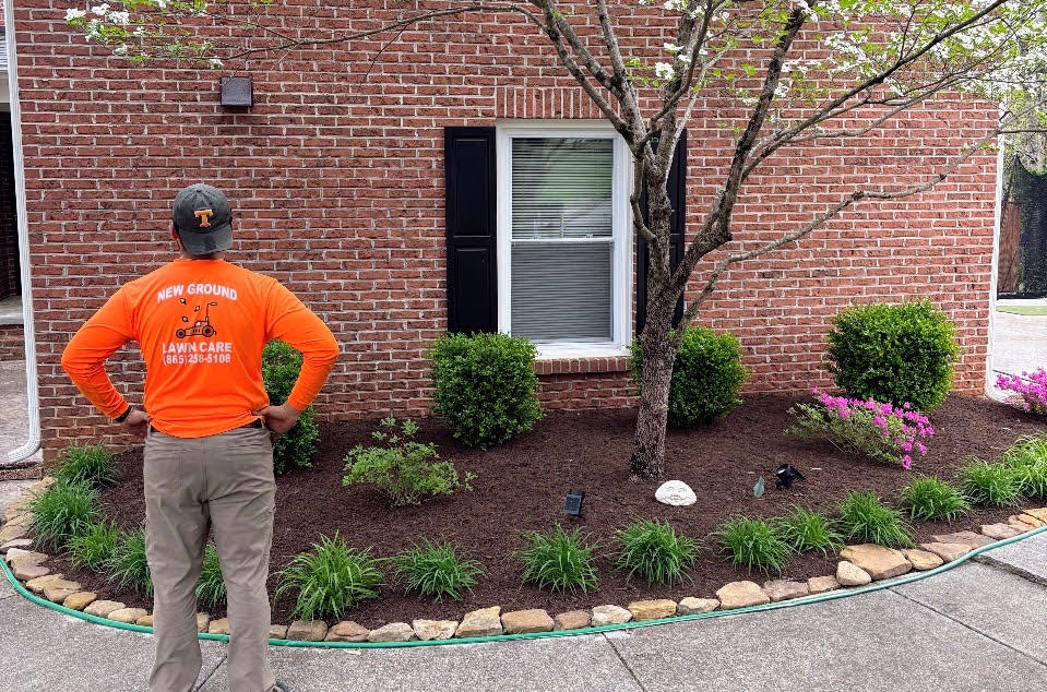 New Ground Lawn Care work in West Knoxville